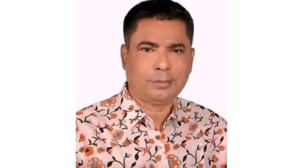 গলাচিপা পৌরসভা নির্বাচন ঘিরে আলোচনায় ইখতিয়ার রহমান কবির