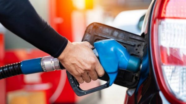 তেলের সরবরাহ ঘাটতির কোনো আশঙ্কা নেই: জ্বালানি বিভাগ